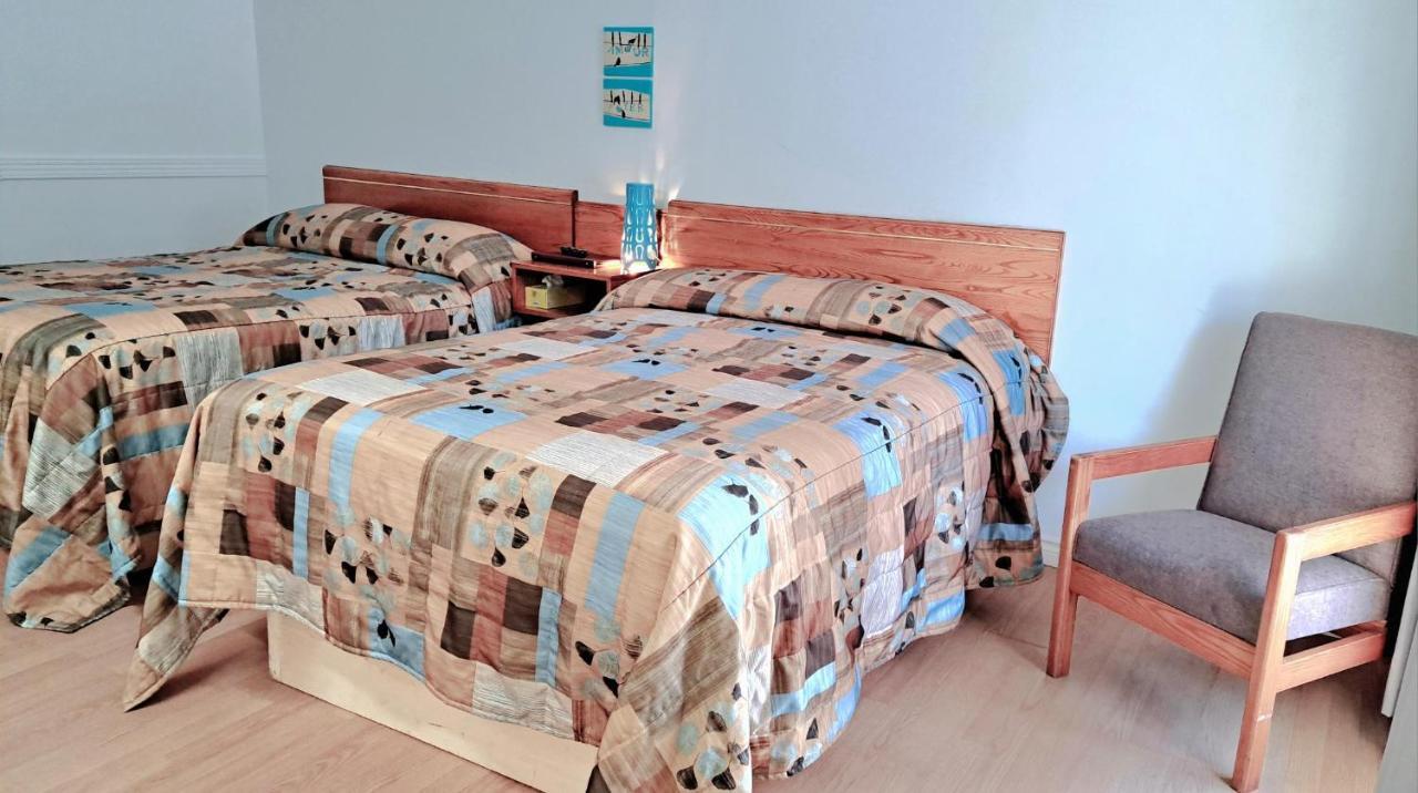 Motel Bonsoir Жолиет Екстериор снимка