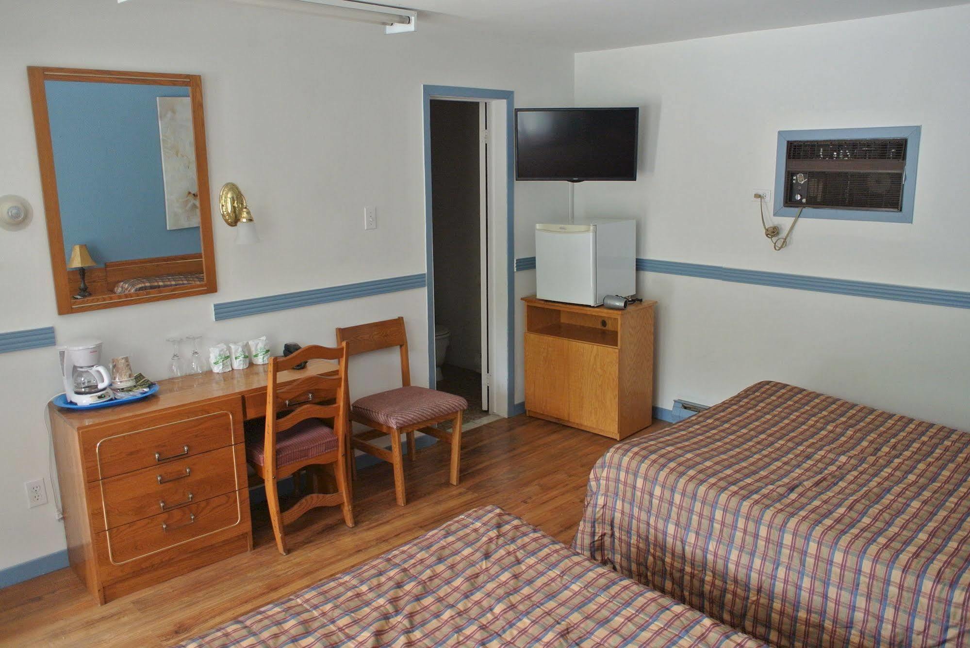 Motel Bonsoir Жолиет Екстериор снимка